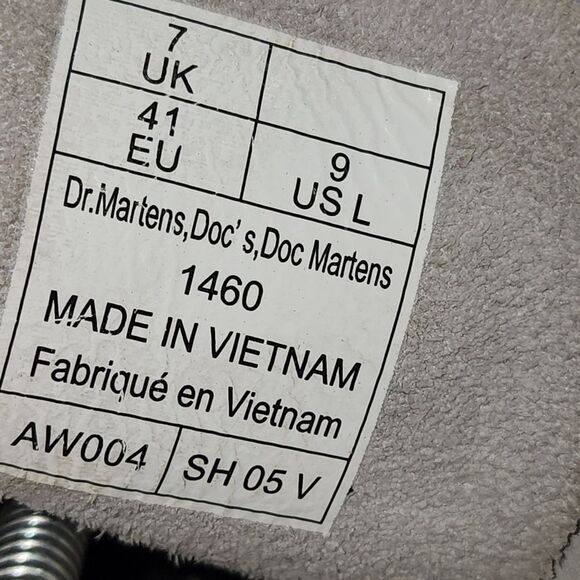 Dr. Martens Women’s 1460 White Patent Leather Lace Up Boots Size 9 - Picture 10 of 11